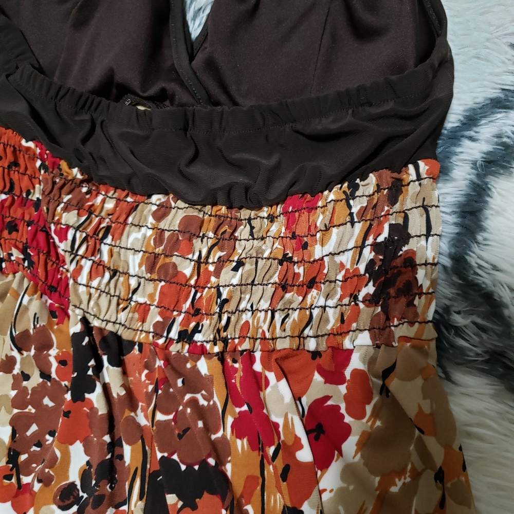Dress - Picture 7 of 7